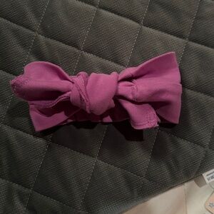purple baby hair bow Kate Quinn - like new condition